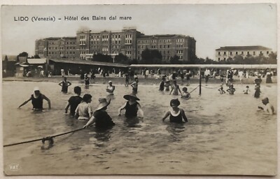 Advertising postcard Hotel des Bains from the sea Lido Venezia size 15