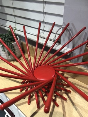 MOMA Mid-Century Modern Style Carlo Contin Satellitenschüssel 18'' rot 