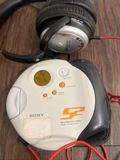 Sony Walkman D-SJ303 Sports CD Player w/ G-Protection Tested  Working Great