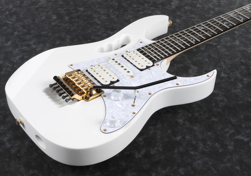 Ibanez JEM7VP JEM Steve Vai Signature Premium Electric Guitar - White - Image 4 of 4