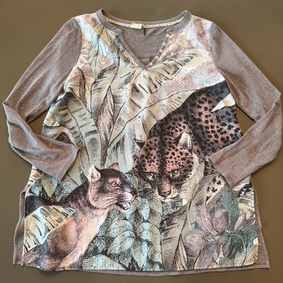 Anthropologie Akemi + Kin Fauna Leopard Jungle Print Henley Top/ Womens Size M