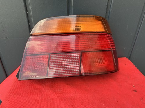 Rückleuchte Heckleuchte Rücklicht rechts BMW 5er E39 Limo
