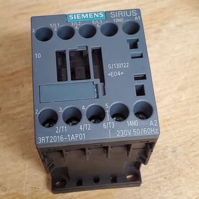Siemens Sirius 3RT2016-1AP01 Contactor 