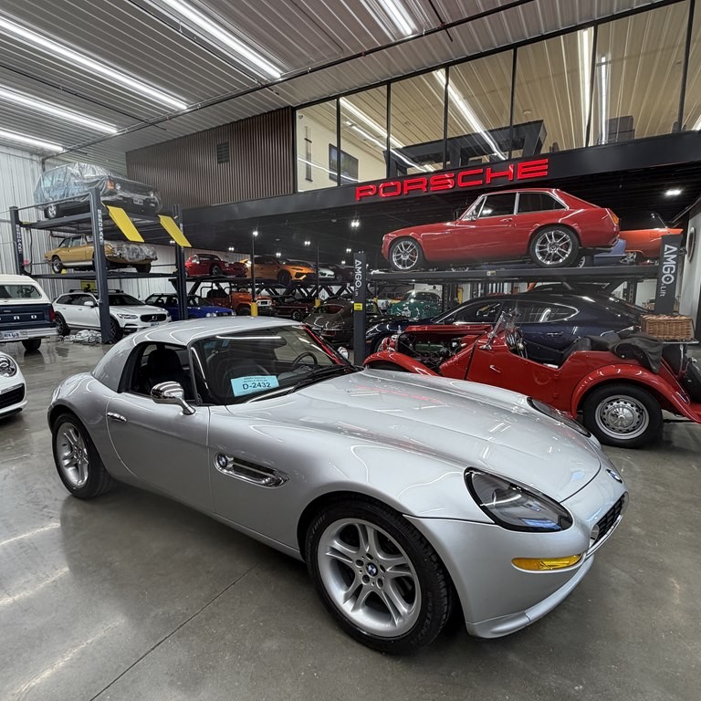 2001 BMW Z8