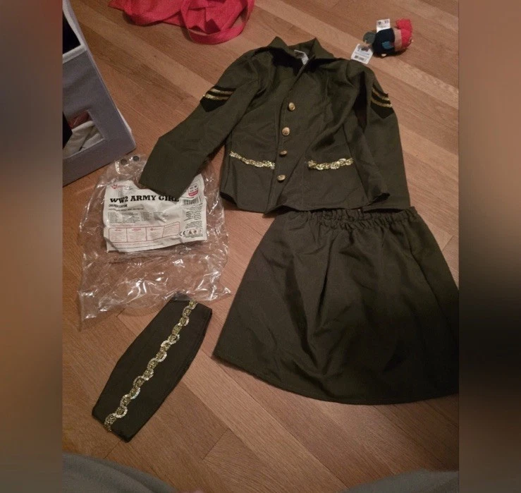 ハロウインにいかがでしょうか? US ARMY E-5 女性 制服ー式 中古 Women's Military Costumes for sale - eBay