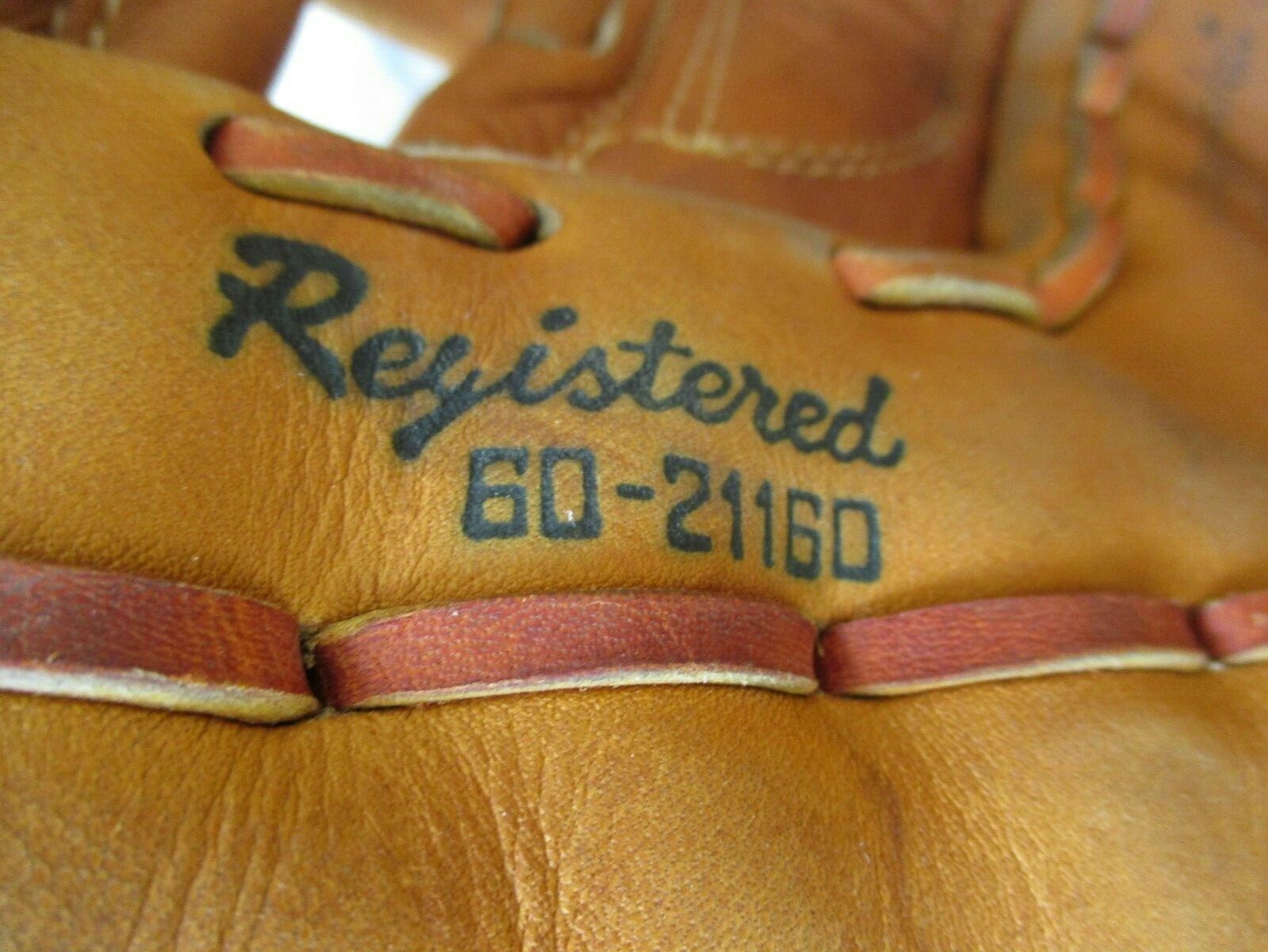 как выглядит Vintage pro softball model prime leather glove registered 60-21160 OVERSIZE фото