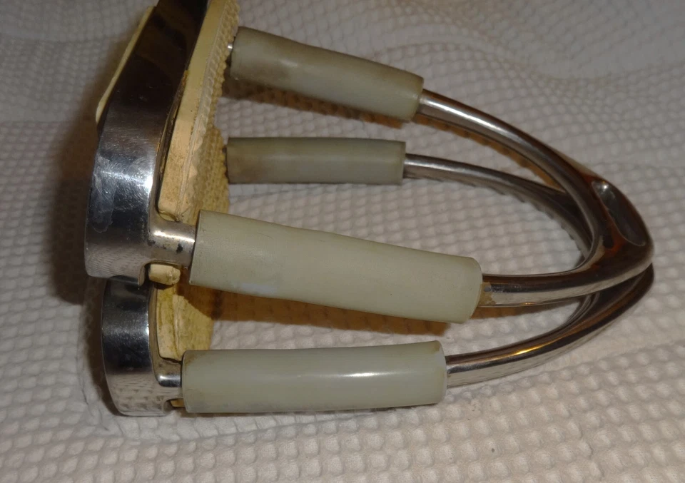 Estribos flexibles METALAB - Acero inoxidable - Tamaño 4 1/4" - ¡BONITOS! Flexible Foto 4 de 4