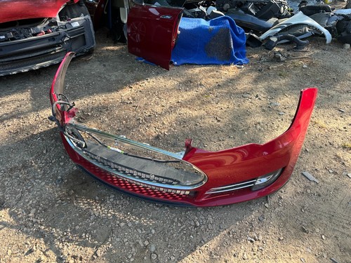 12-16 OEM Tesla Model S OEM RED FRONT BUMPER COVER ASSEMBLY - Picture 5 of 9