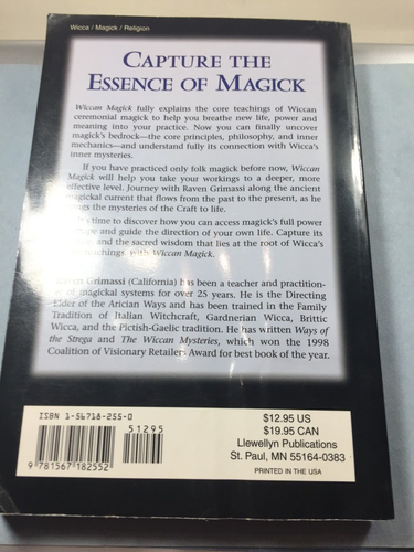 Wiccan Magick: Insegnamenti interiori del mestiere di Raven Grimassi - Foto 5 di 14