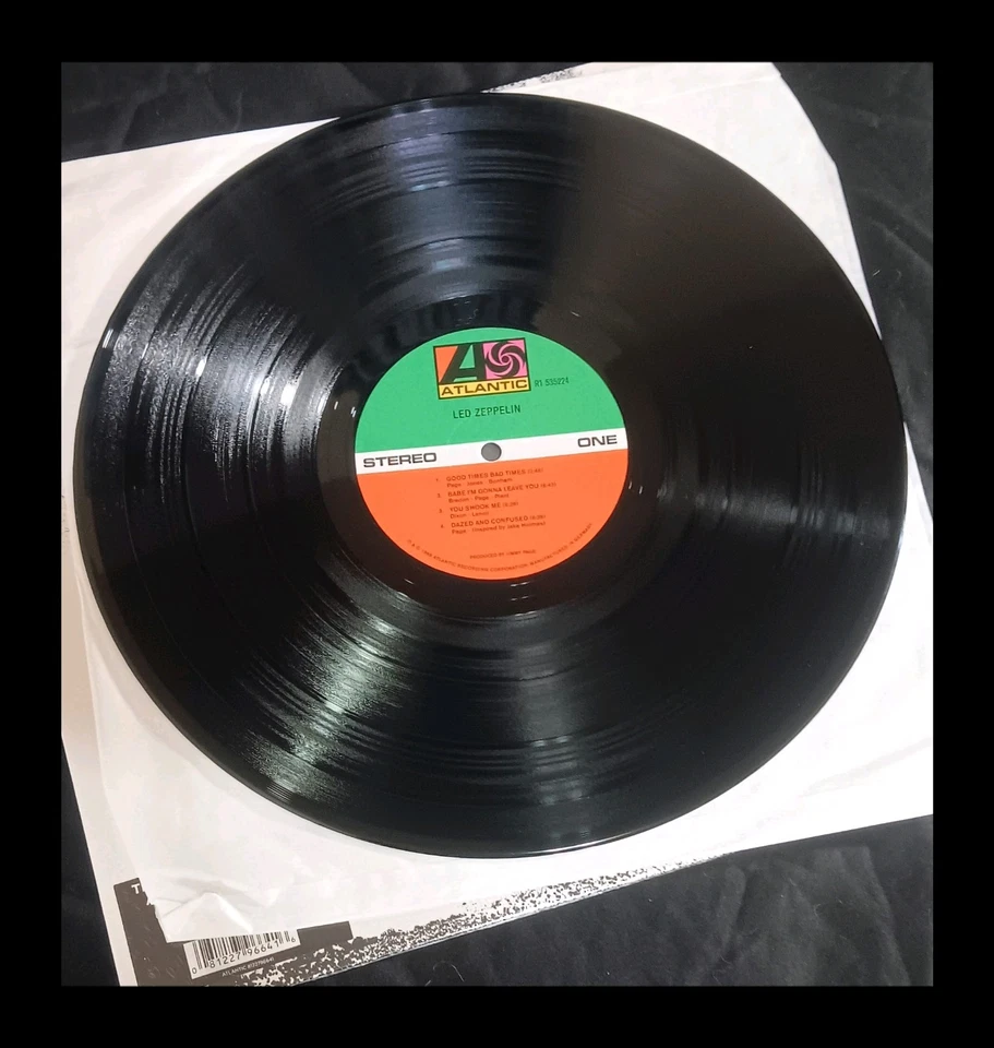 LED Zeppelin 180g Remastered Vinyl Record (1969 Debut Album) - Image 3 of 4