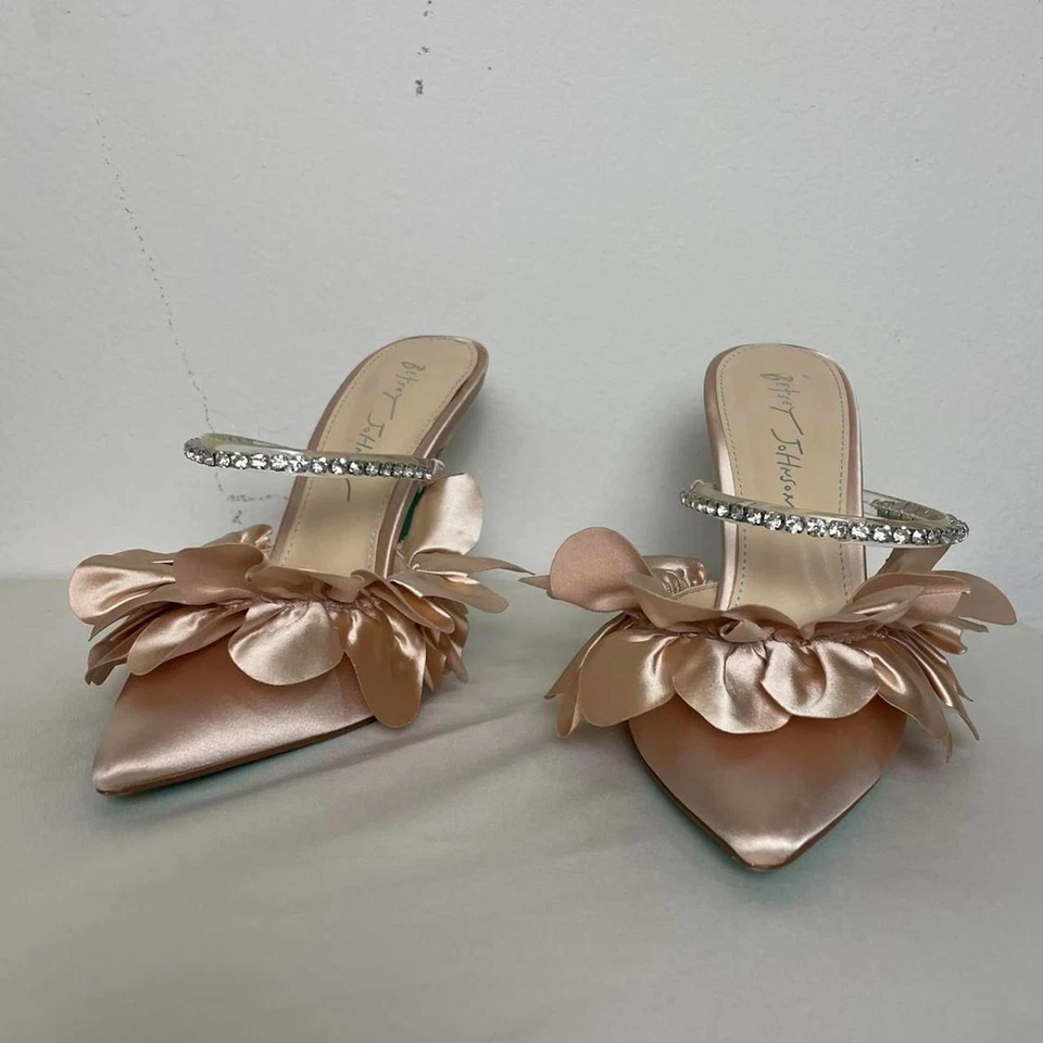 Betsey Johnson The Jayde Pump Rosa Satinado Estrás Floral Tirantes Tacones 7.5 Foto 3 de 4