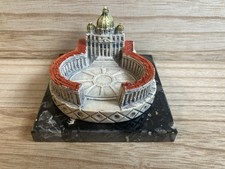 Basilica di San Pietro Roma Italia Decorazione Scultura su Lastra di Granito