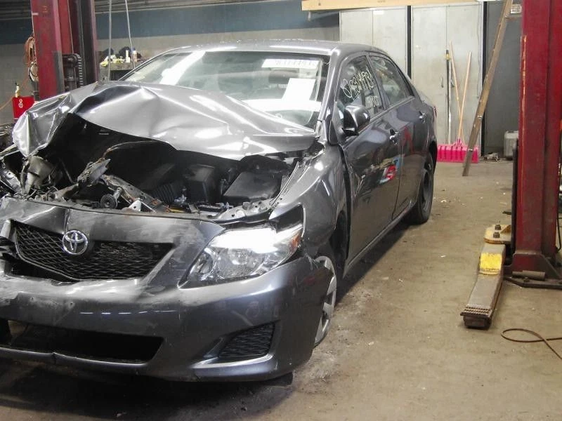 Toyota Corolla 09-19 sedán volante/placa flexible 1,8 litros automático Foto 3 de 4