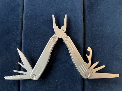 RICHARTZ - Multitool mit Nylon-Etui - Multifunktionswerkzeug - kein Leatherman