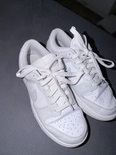 Nike Sneaker Low Top Weiß Schnürung Basketb...
