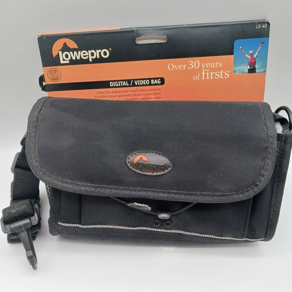 Lowepro Viewpoint LX 40 Case Go Pro Padded Camera Case Black - Image 2 of 3