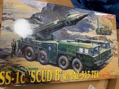 Dragon DML 1/35 SS-1c Scud B w/ Maz-543 TEL #3520 *C box Dragon DML 1/35 SS-1c Scud B w/ Maz-543 TEL #3520 *C box
