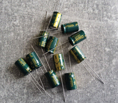 10 Stück ELKO 1000uF 10V 105°C Elektrolytkondensator Radial Low ESR