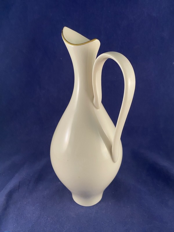 Lenox Bone China Porcelain Beverly Pitcher-Ivory-9"-Modern-24K Gold Trim-EUC