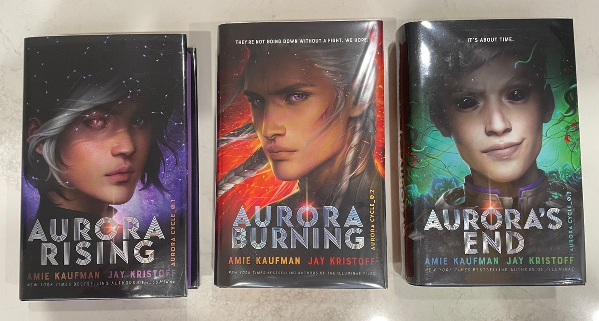 洋書 Aurora Rising and Aurora Burning set The Aurora Cycle Series 3 Books Collection Set (Aurora