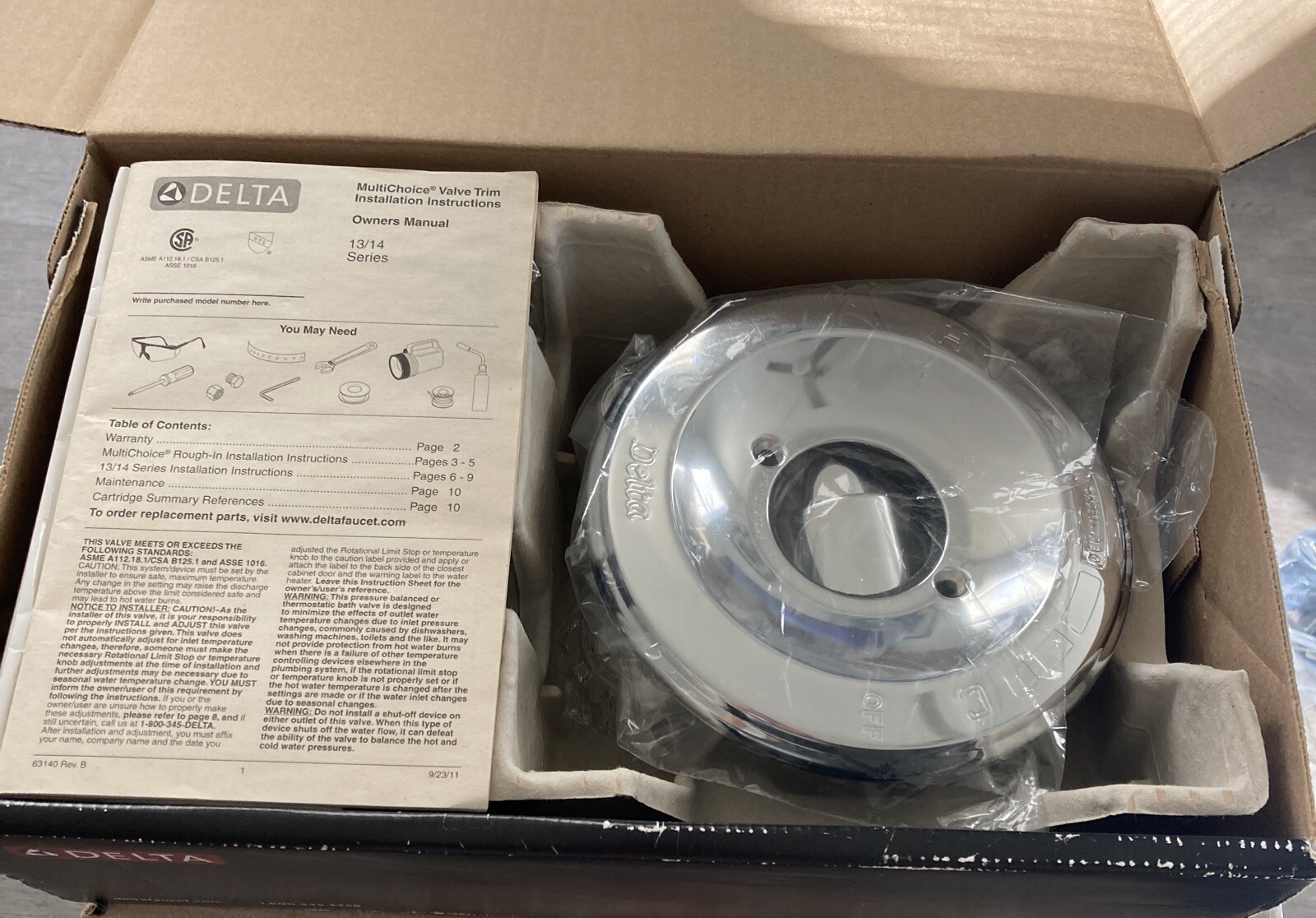 NEW! Delta Classic 134900 Tub/Shower Chrome Single Handle Lever Or Acrylic Knob