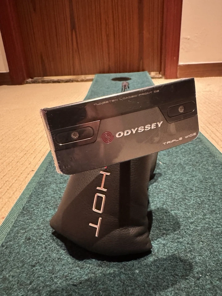 Odyssey Tri Hot 5K Triple Wide Center Shafted Putter 34 Inches (RH) NEW! - Image 2 of 4