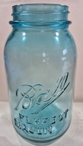 Vintage BALL Error Offset Letters Perfect Mason Green Aqua Quart Jar w/ BUBBLES!