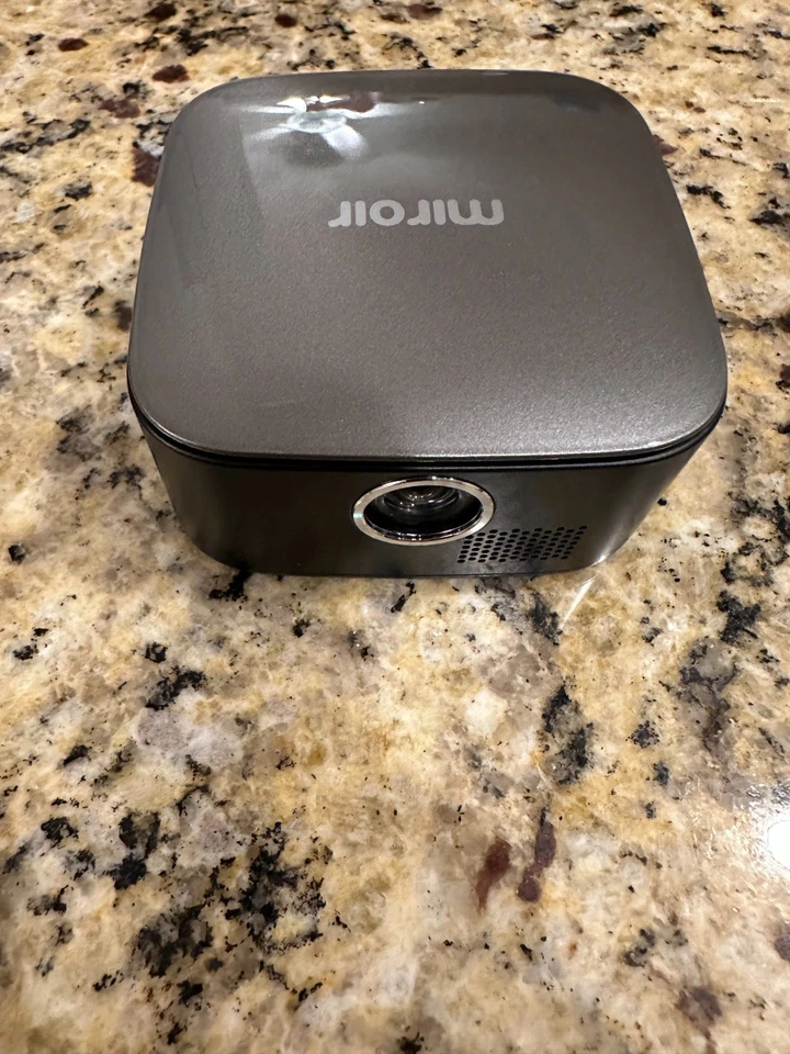 Micro proyector de bolsillo Miroir M75 Foto 2 de 4