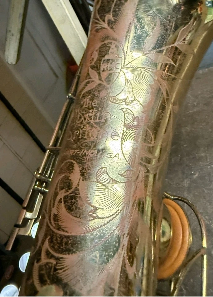 🎷 The MARTIN RMC BARITONE SAXOPHONE ORIGINAL LACQUER IN SHOP 4 ADJUSTMENTS - Image 2 of 4