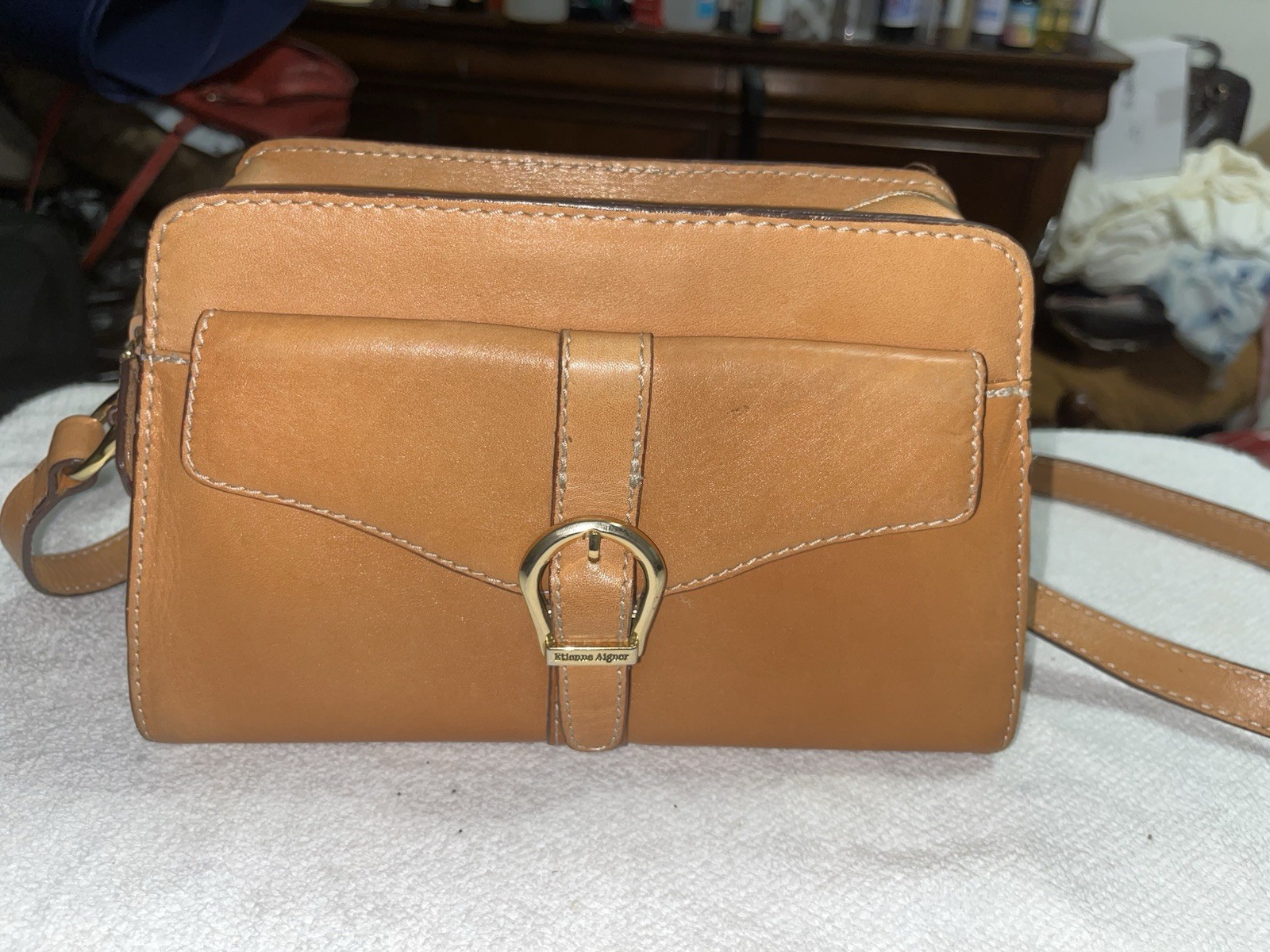 Etienne Aigner Leather Bag Purse Saddle Bag, Shoulder Bag, Tan leather