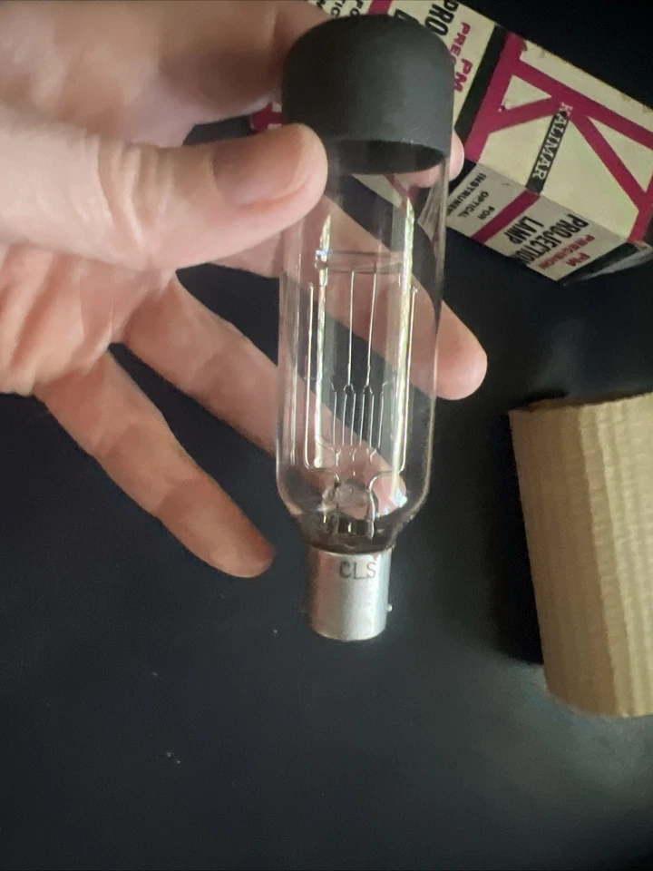 (2) Lámparas de Proyección CLS / Bombillas CLS 115-120V 300W, Marca PM Precision Foto 3 de 4