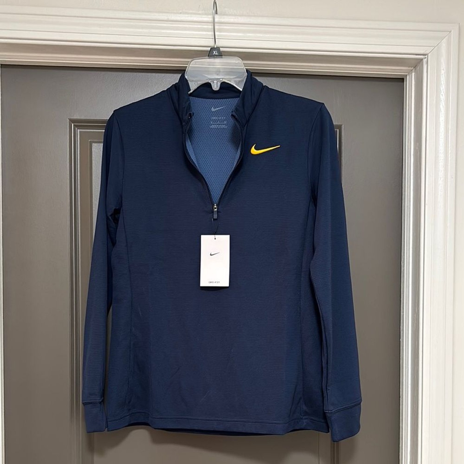 SACAI X NIKE Nike Donna Dri FIT Swift Element UV 1 4 br Zip Running Top Navy S Nuovo con etichette