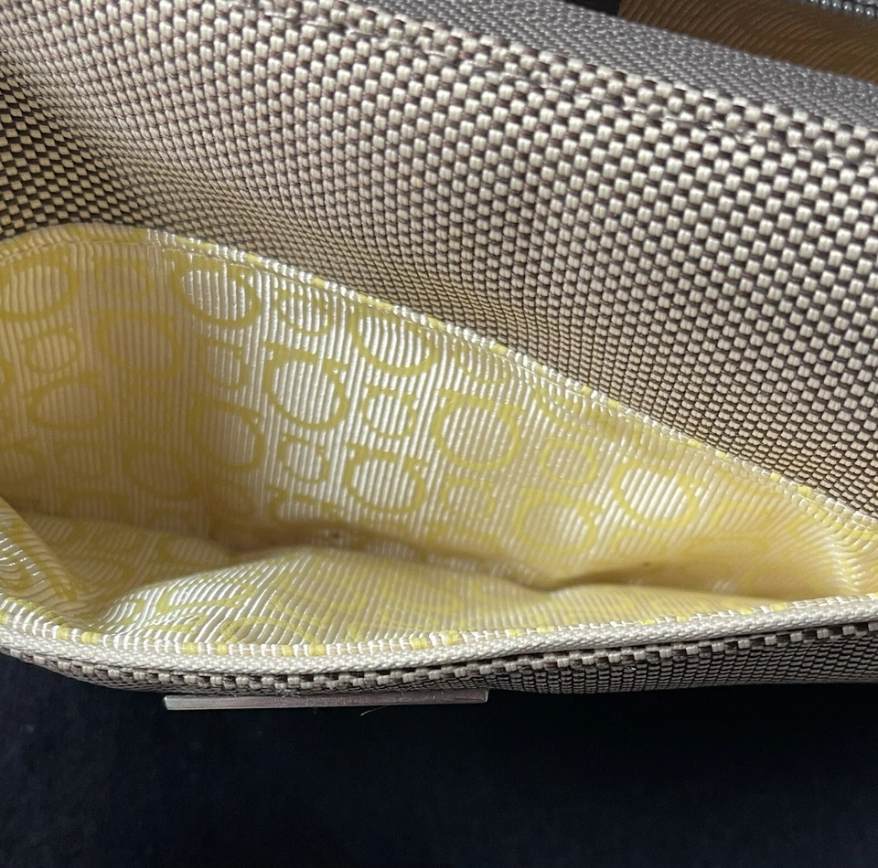 Auténtica bolsa/bolsa de cosméticos Salvatore Ferragamo Foto 4 de 4