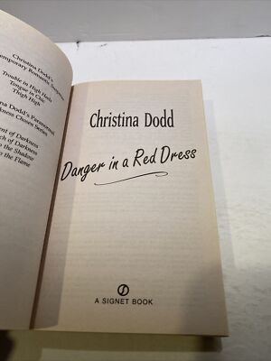 danger in a red dress christina dodd Danger in a Red Dress (Lost Hearts Book 4)
