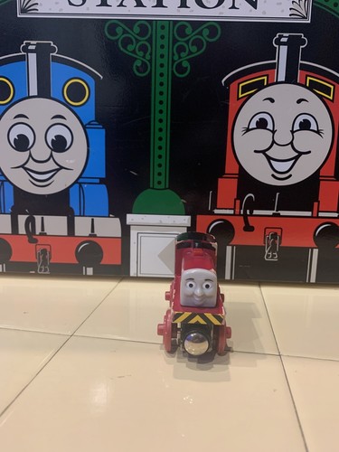 Wooden Railway DART Wood 