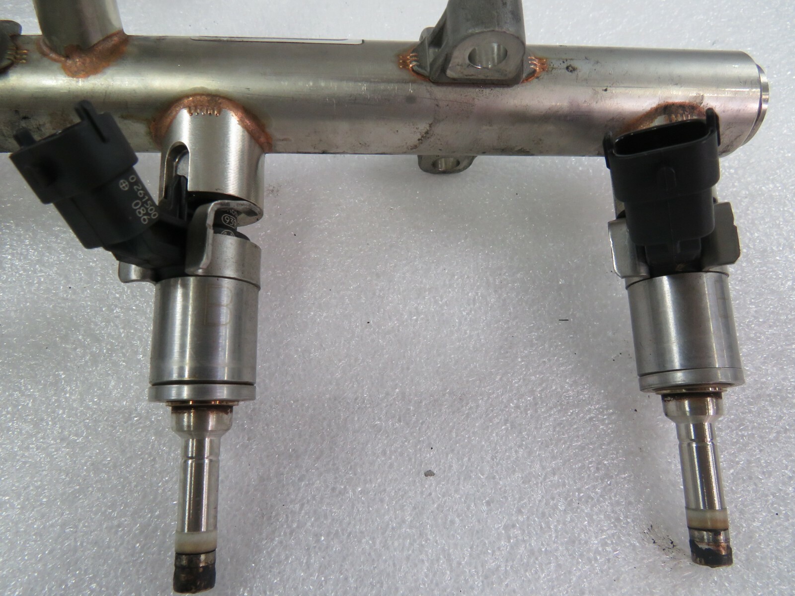 Ferrari 458 Italia, Fuel Rail w/ Injectors, Used, P/N 250777