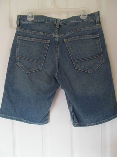 NWT Boy's Arizona Light Stone Classic Fit Jean Shorts knee length size 30 - Picture 6 of 7