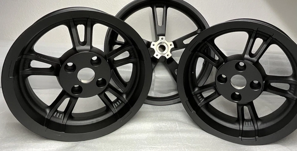 Harley Tri Glide FREEWHEELER FLRT negro textura fina 2014-23 ruedas intercambio Foto 4 de 4