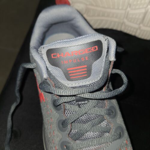 KIDS UNDER ARMOUR CHARGED IMPULSE SIZE 4 - Picture 8 of 9