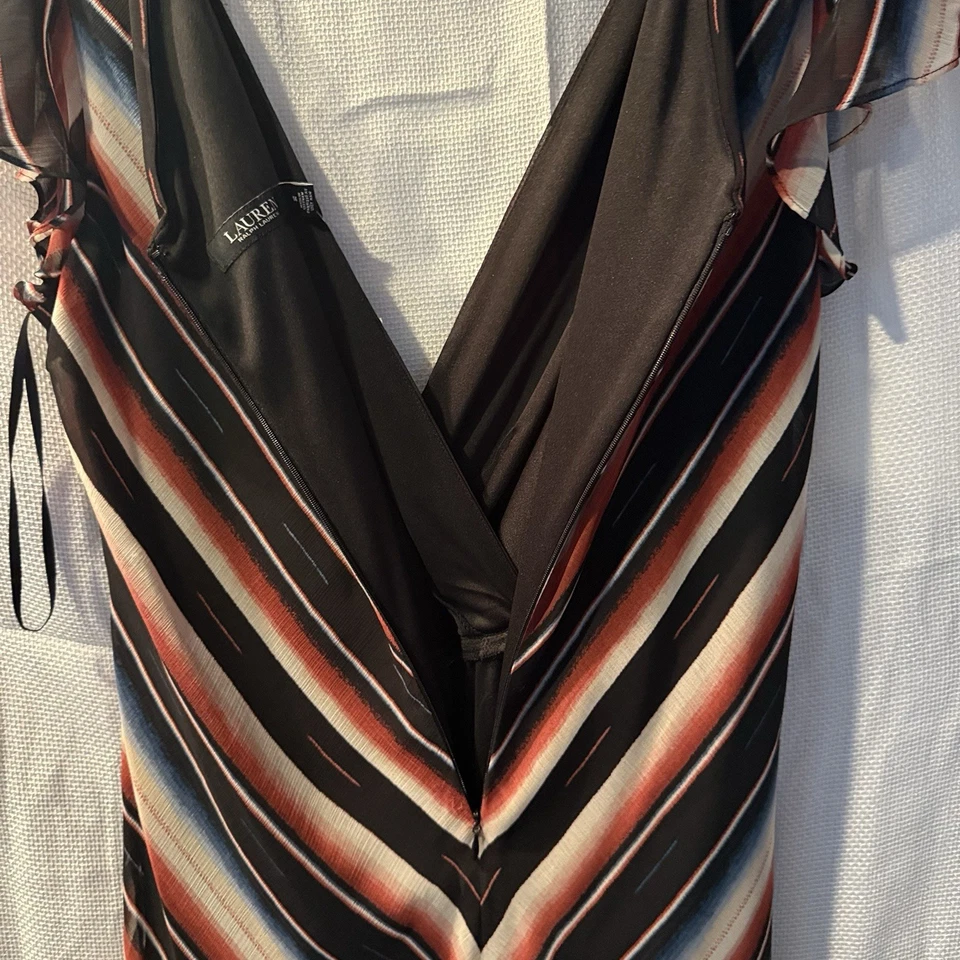 Nuevo con etiquetas Maxi Vestido Lauren Ralph Lauren Envolvente 14 Multicolor Rayas Manga Acampanada Foto 3 de 4