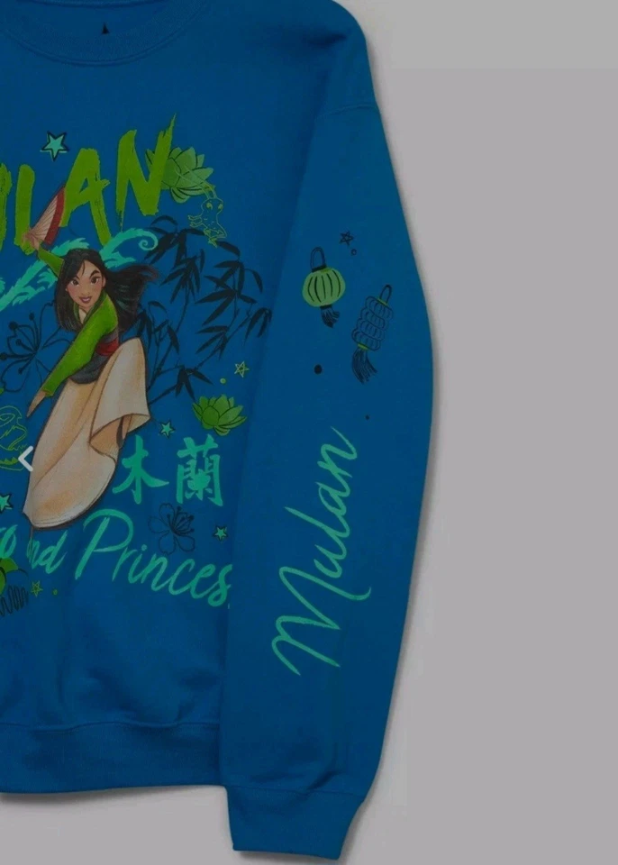 BoxLunch Disney Princesa Mulan Guerrero Cuello Redondo Sudadera Mushu, Talla XL Foto 3 de 4