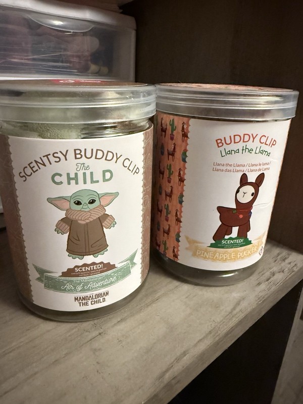 Scentsy Buddy Clip Scented Plush Lot The Child (Star Wars) & Luna Llama