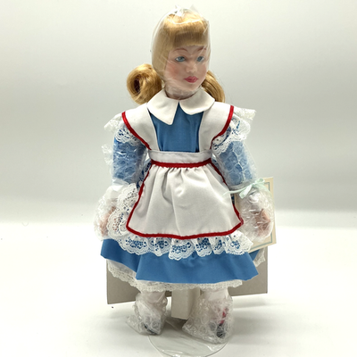 1989 The Hamilton Collection Heritage Dolls ALICE IN WONDERLAND