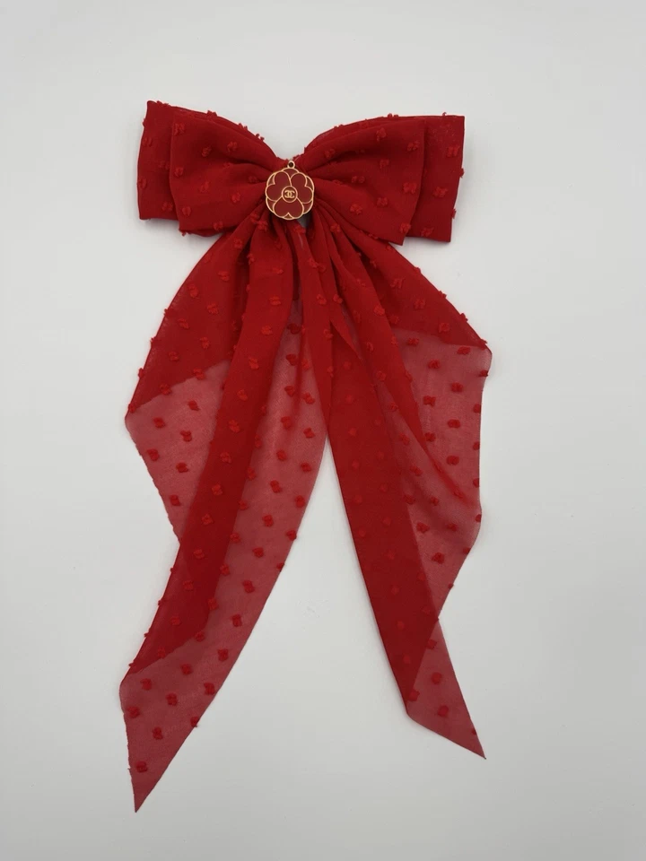Chanel Charm & Red Bow Barrette Foto 4 de 4