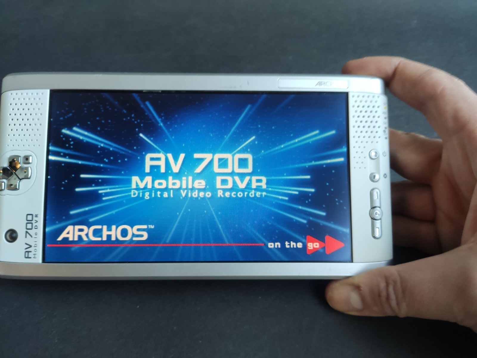 Archos Tv AV700 DVR Mobile Digital Video Recorder 100GB
