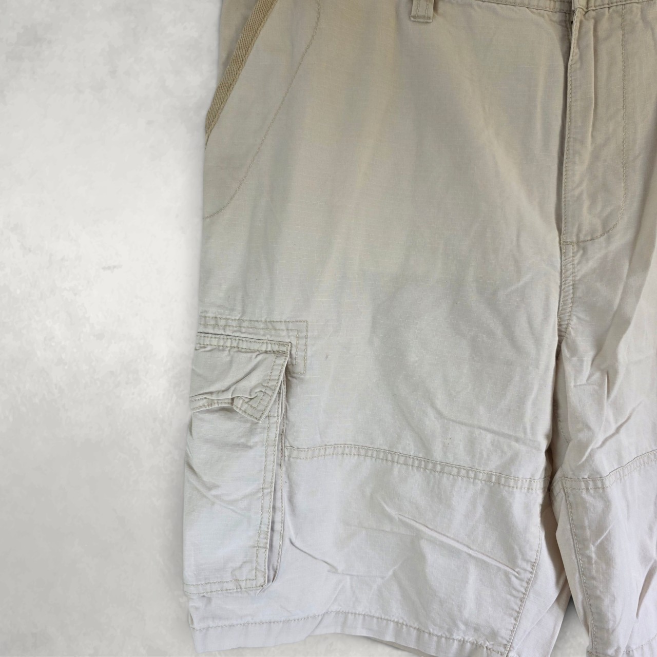 Tommy Hilfiger Cargo Shorts Mens W41 Beige Cream Utility Casual Summer image 2