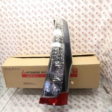 Feu avant (phare) Mitsubishi GRANDIS