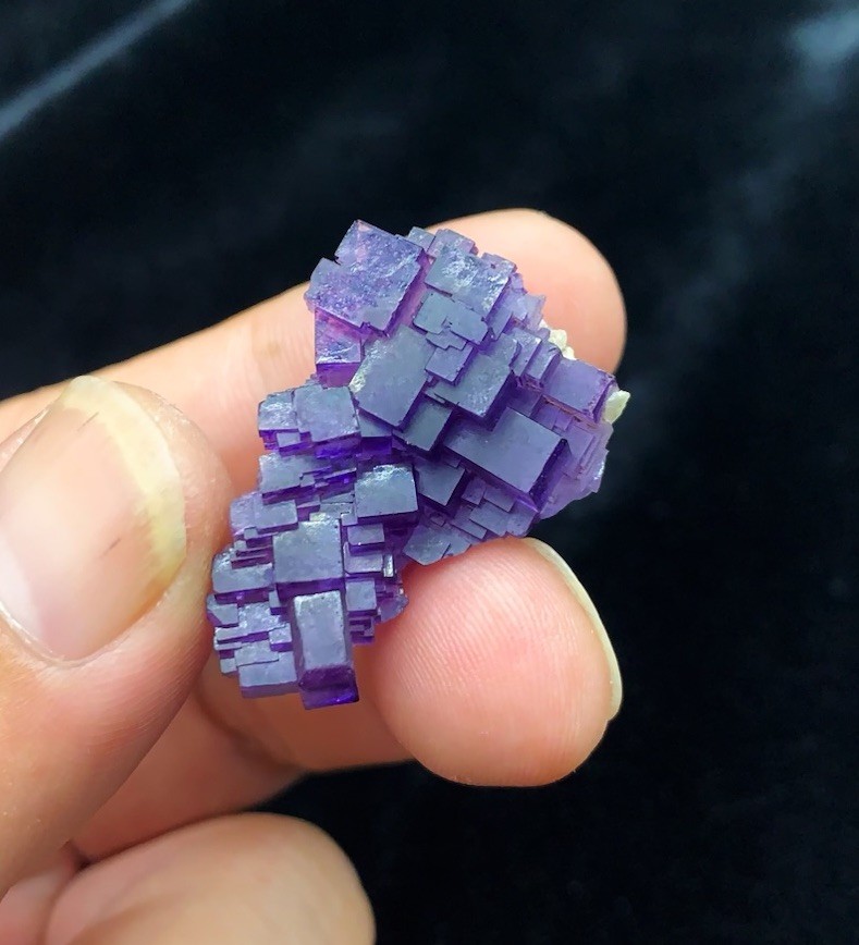 10.4g rare natural purple stepped fluorite mineral specimen from China