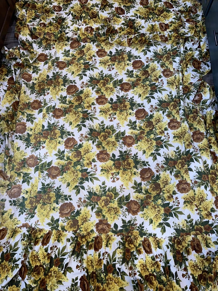 Colcha De Colección Retro Años 70 Completa Doble Amarillo Marrón Flores Fundas Acolchadas Volantes Foto 2 de 4