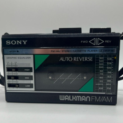 Sony Walkman WM-F18 FM/AM Stereo Cassette Player Schwarz Black Gebraucht Vintage